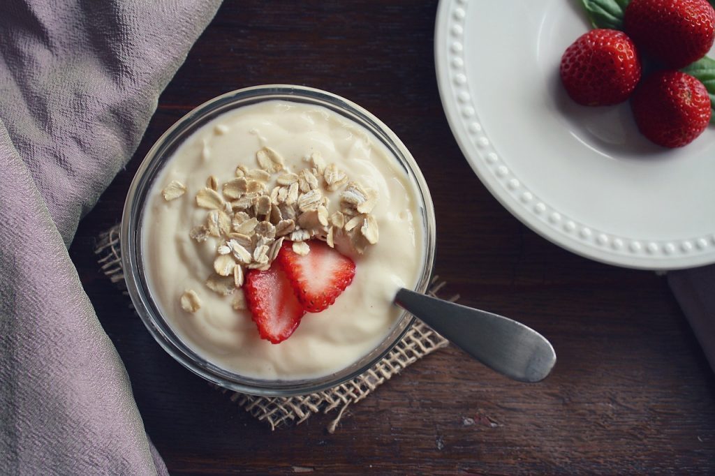 Yogur natural fuente de probióticos